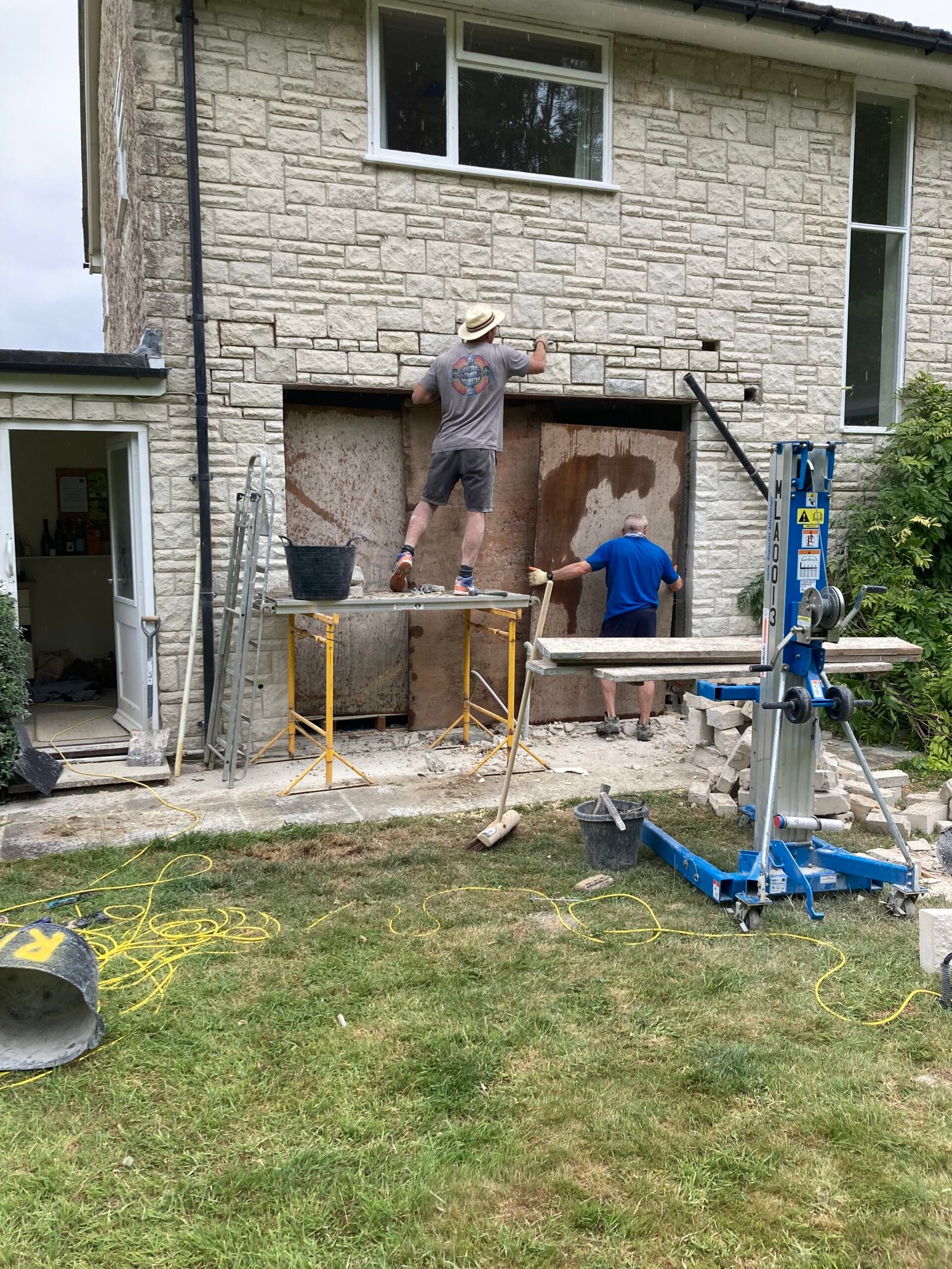 Traditional stonework and brickwork building repairs in Uplyme